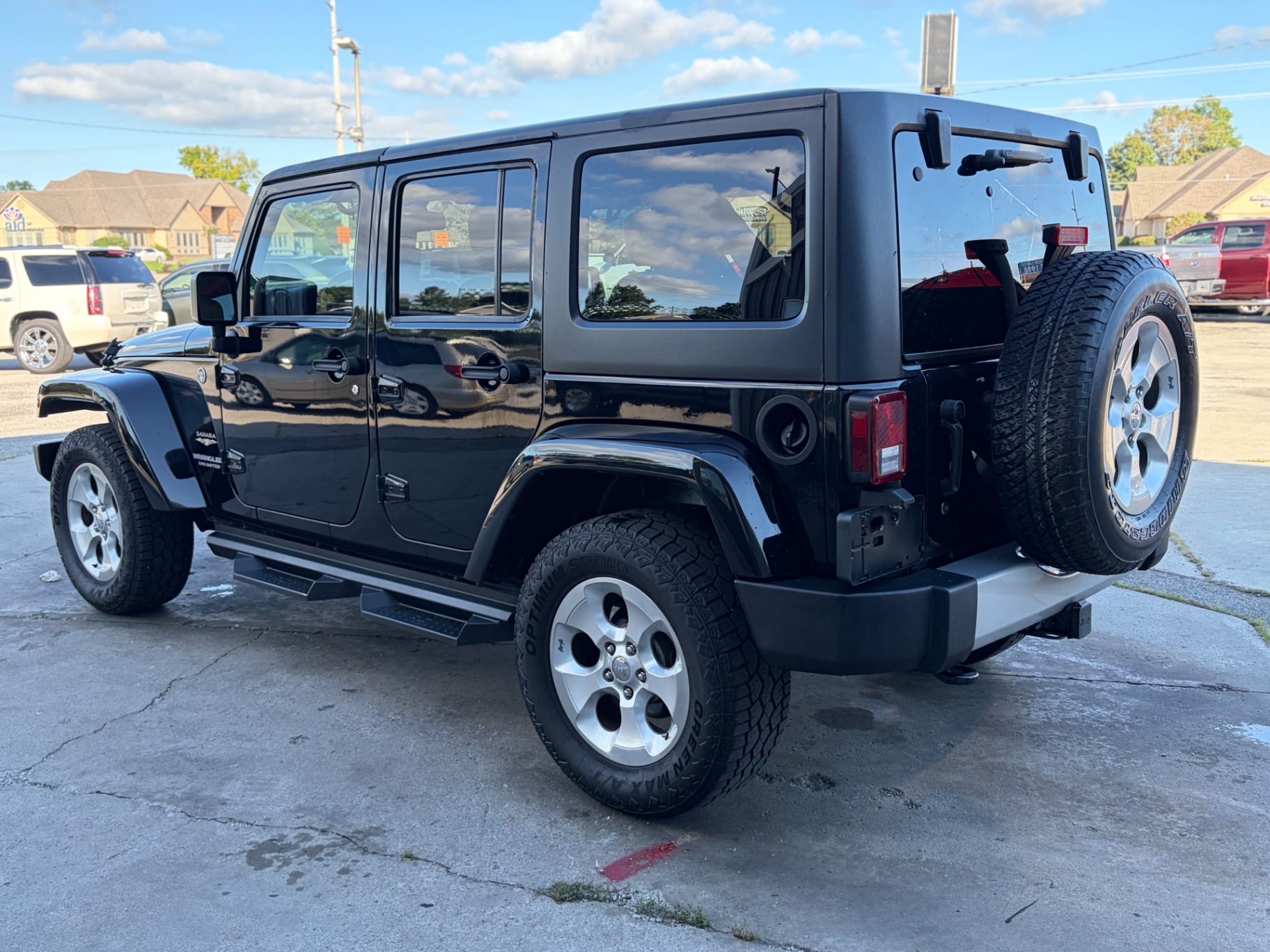 Car Image 9