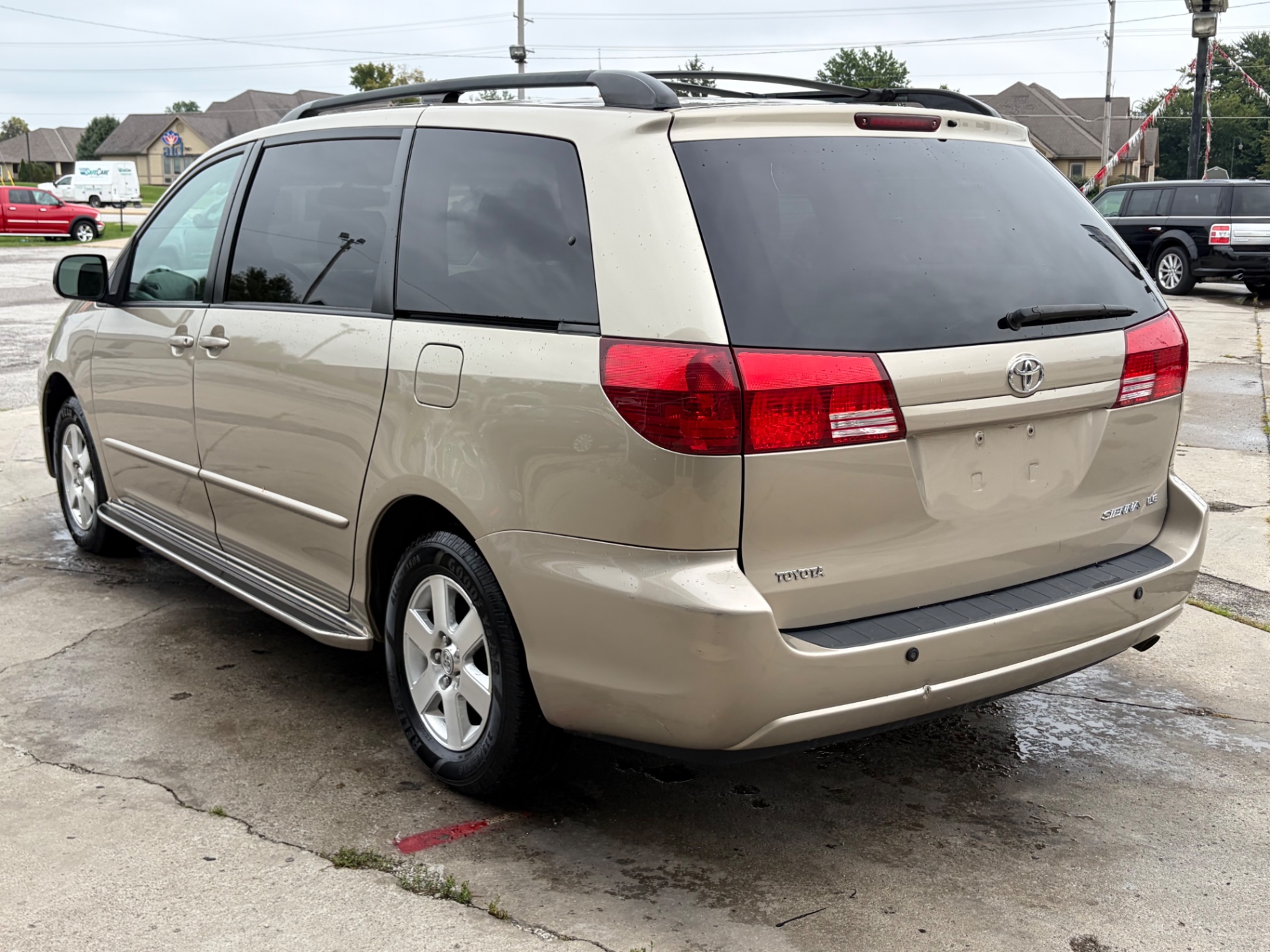Car Image 8