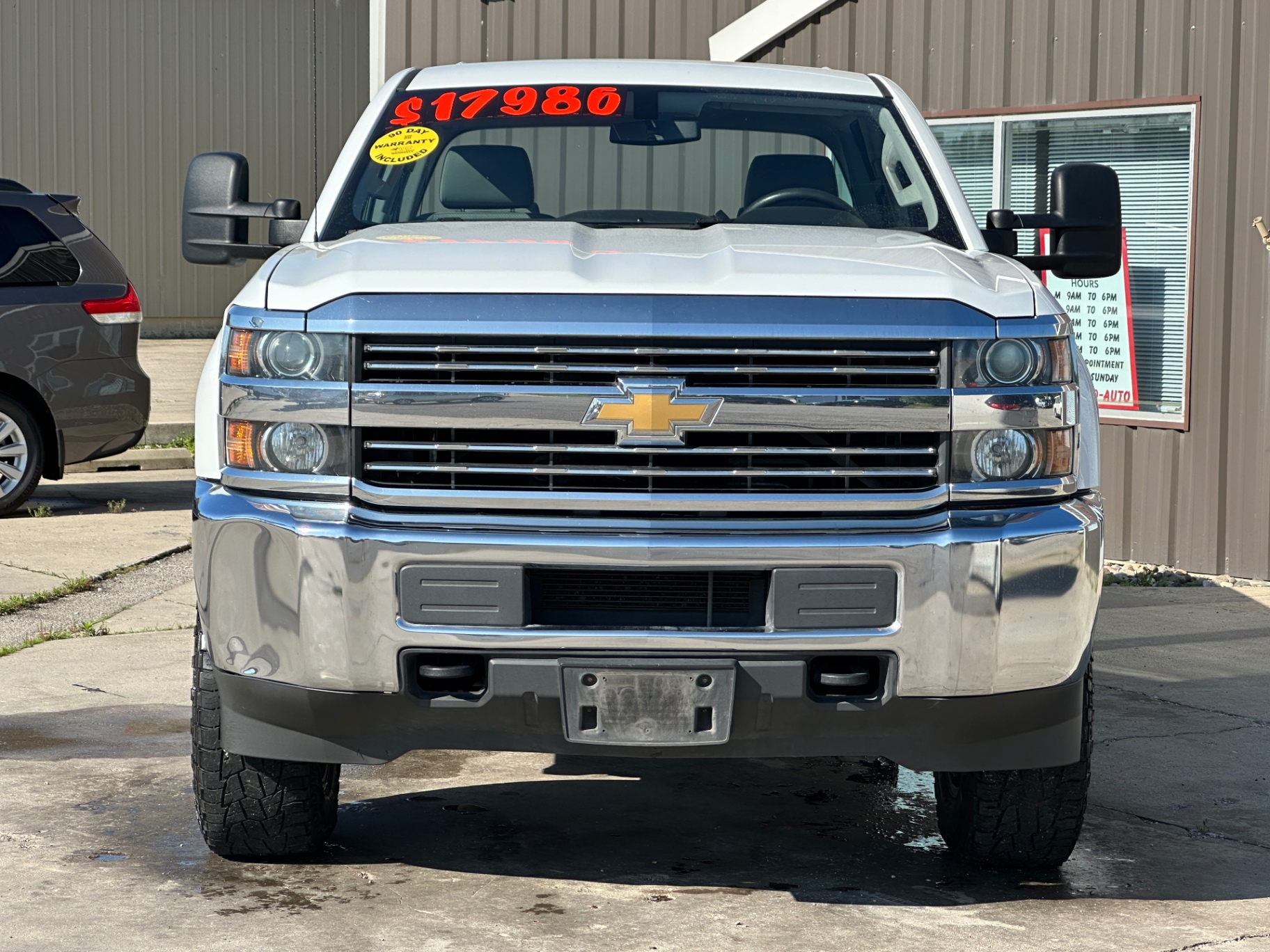Car Image 9