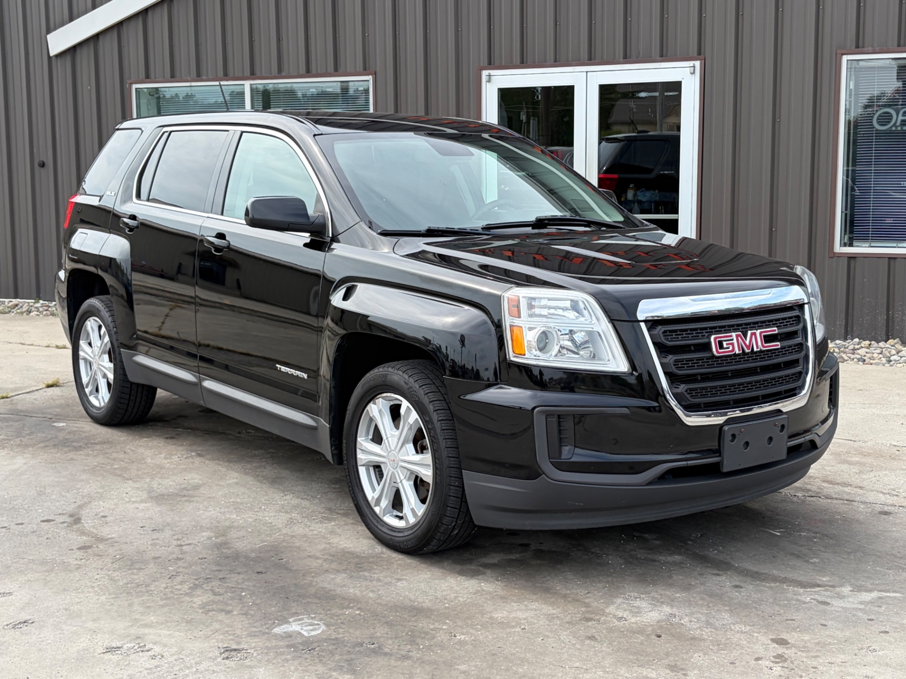 Car Image 15